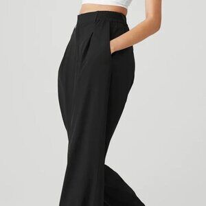 Alo Yoga High-Waist Pursuit Trouser Size S